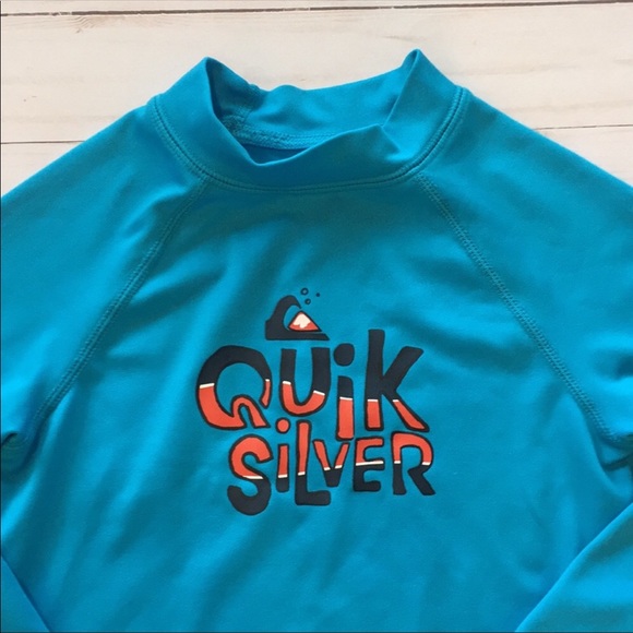 Quick Silver Rash Guard - Picture 5 of 8